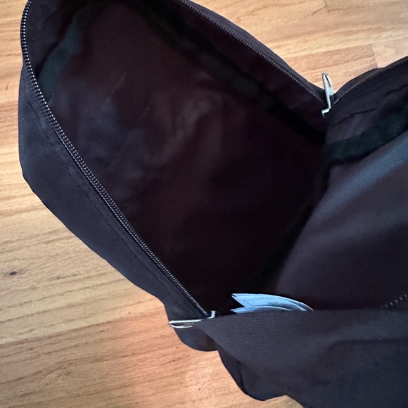 Mini black jansport backpack - Picture 3 of 3